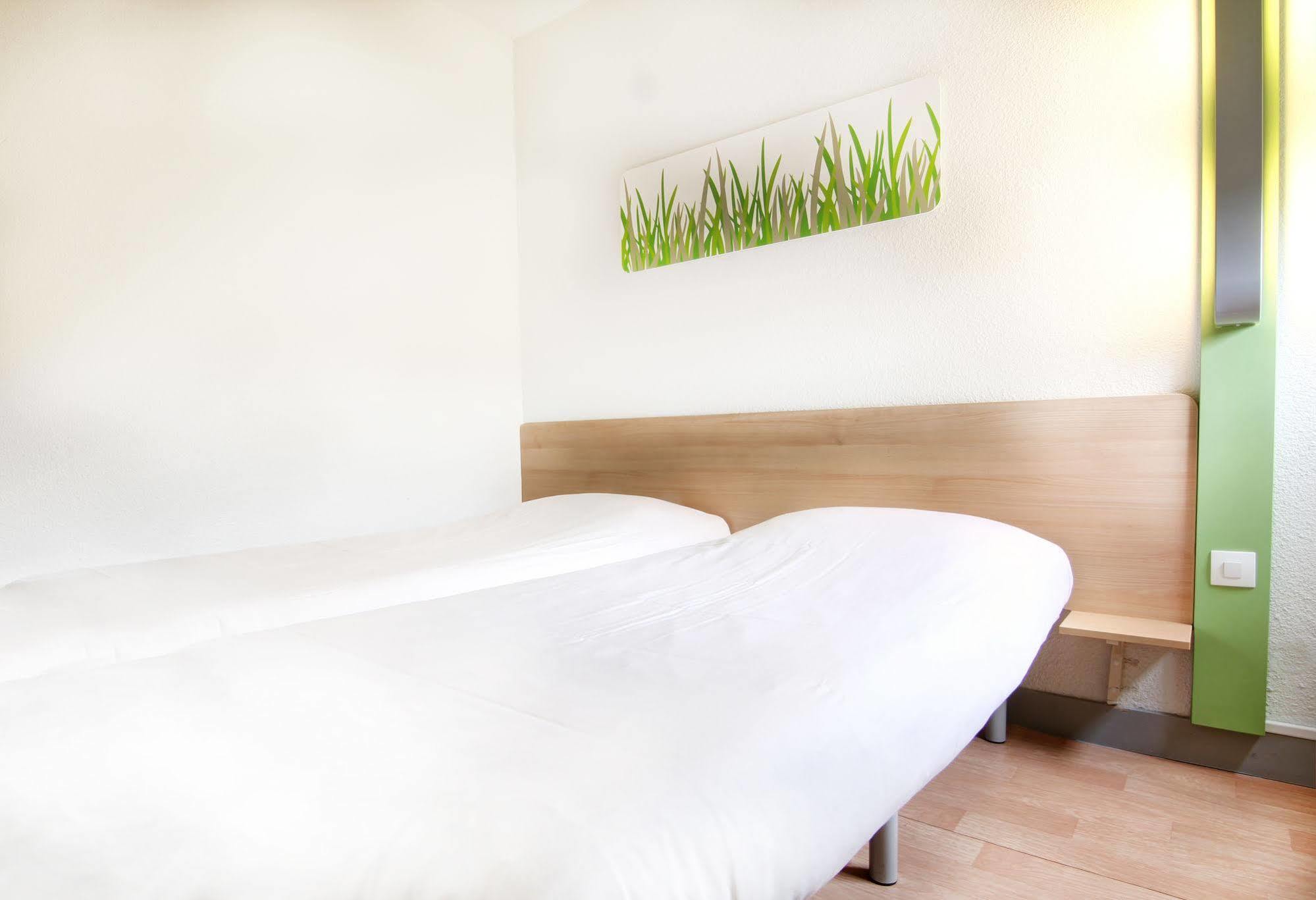 Ibis Budget Châteaudun Exteriér fotografie