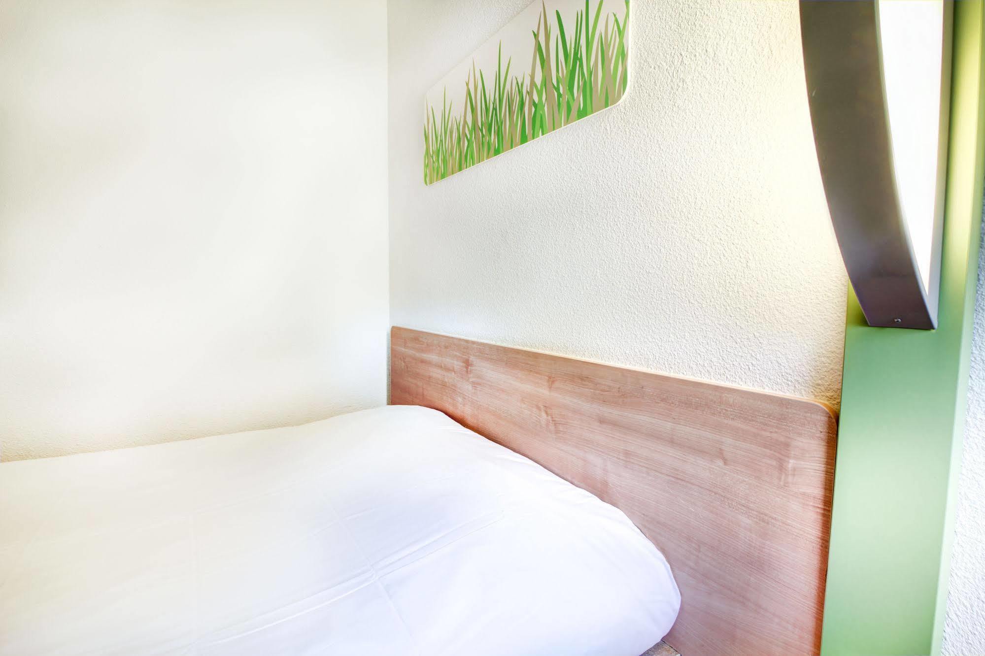 Ibis Budget Châteaudun Exteriér fotografie