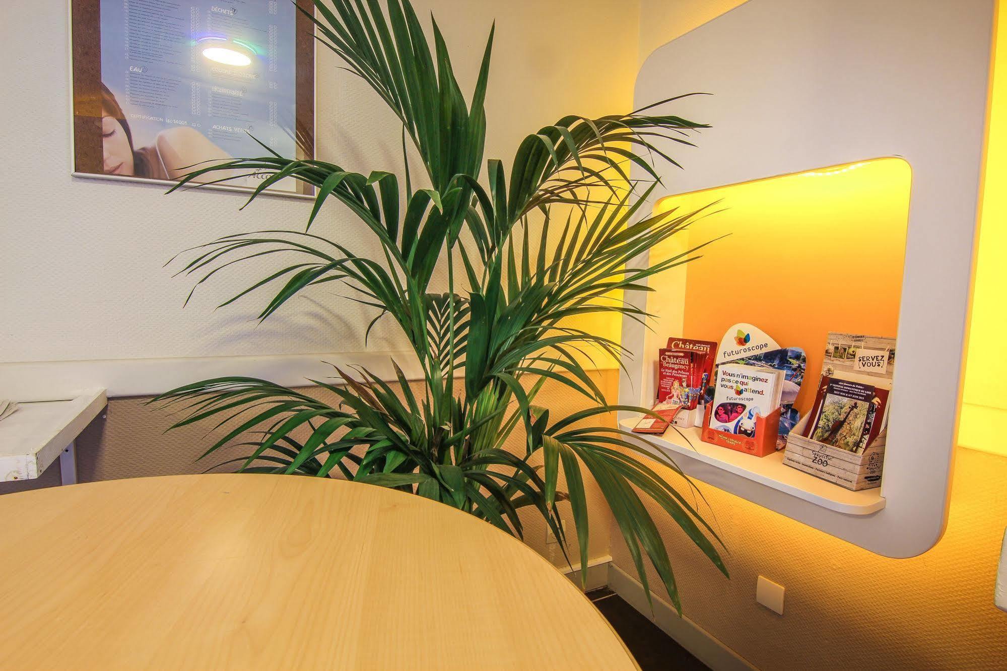Ibis Budget Châteaudun Exteriér fotografie